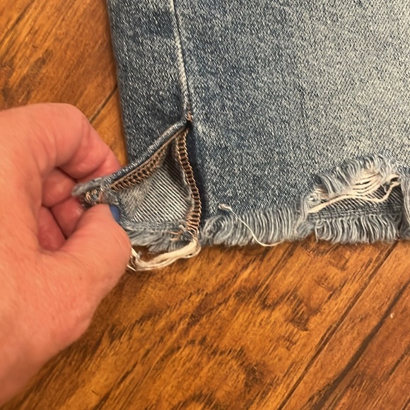 FREE PEOPLE We The Free Cutoff Denim Jean Shorts Shout & Twist Size 30 - Picture 5 of 12